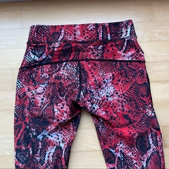 HPE Human Performance Engineering Snake Print Compression Leggings S - Picture 9 of 11